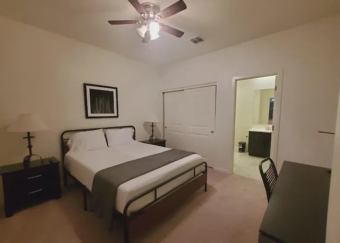 Adventure Short Term - Southgate Ave Hotel Phoenix