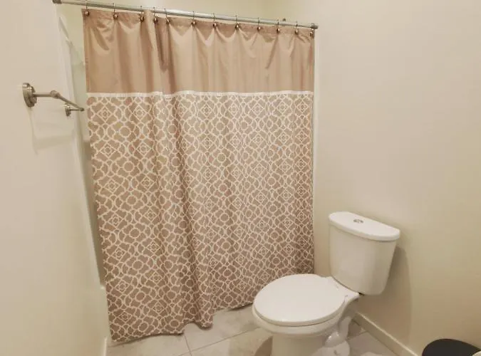 Adventure Short Term - Southgate Ave Hotel Phoenix