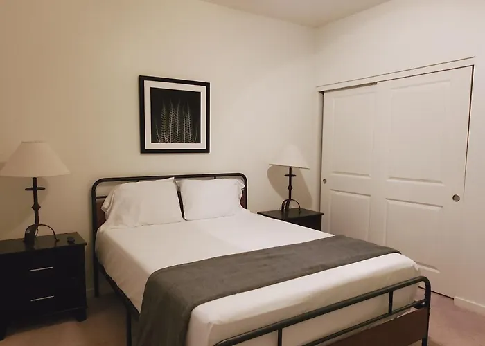 Adventure Short Term - Southgate Ave Hotel Phoenix
